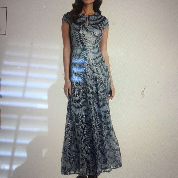 Mother of the Bride/Groom Dress - Picture 1 of 7